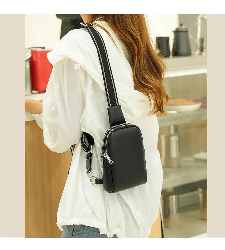 Unisex small chest bag 2024 new soft leather waist bag mobile phone bag fashionable and versatile women's one shoulder crossbody